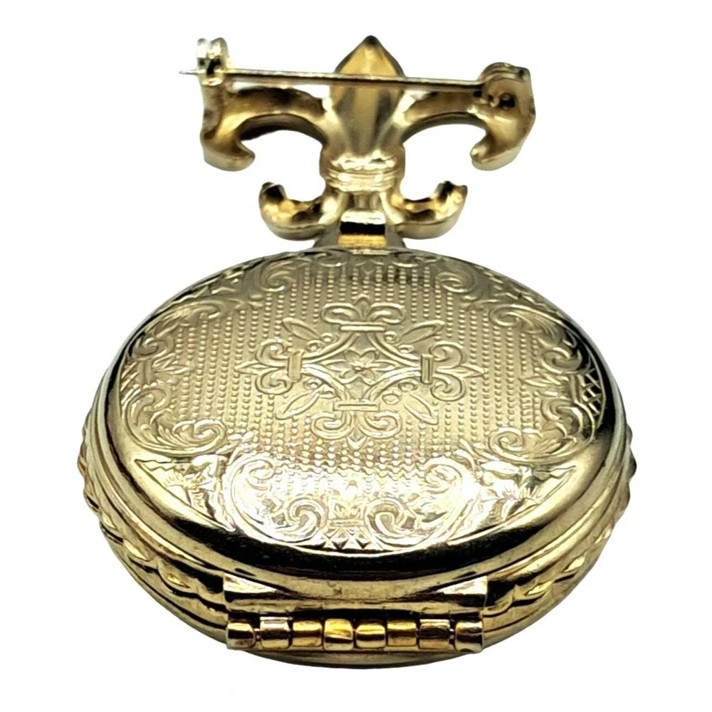 Vintage Coro Photo Locket Brooch Four Picture Frame Fleur de Lis Frame Gold Tone